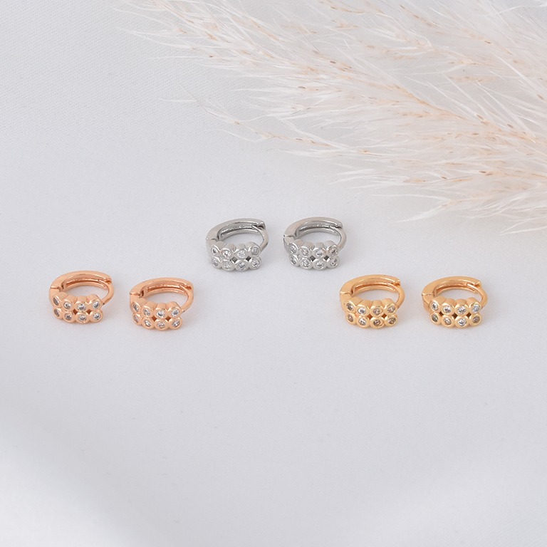 Aretes huggies 6000 (3 pares) dorado