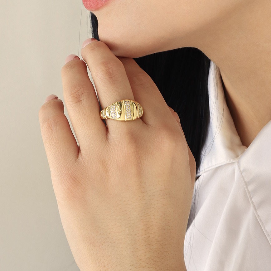 Anillo 1068