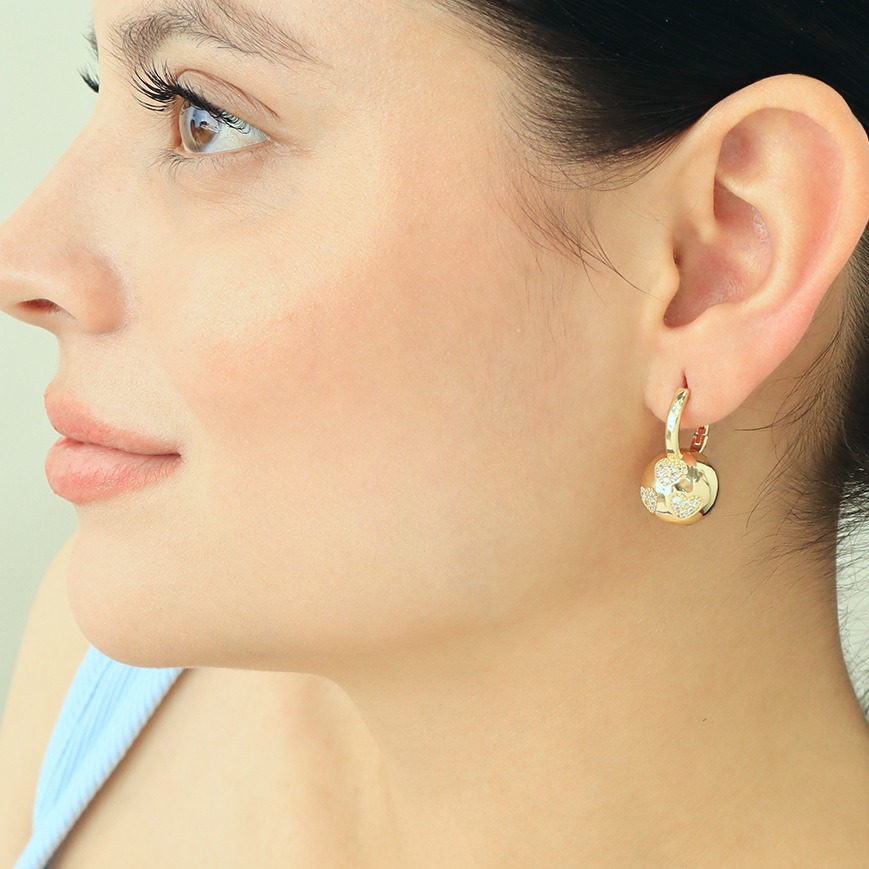 Aretes huggies 9038