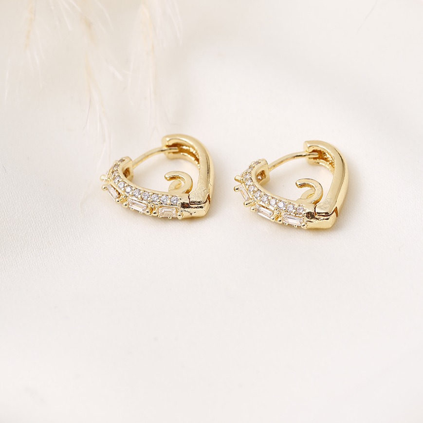 Aretes huggies 1429