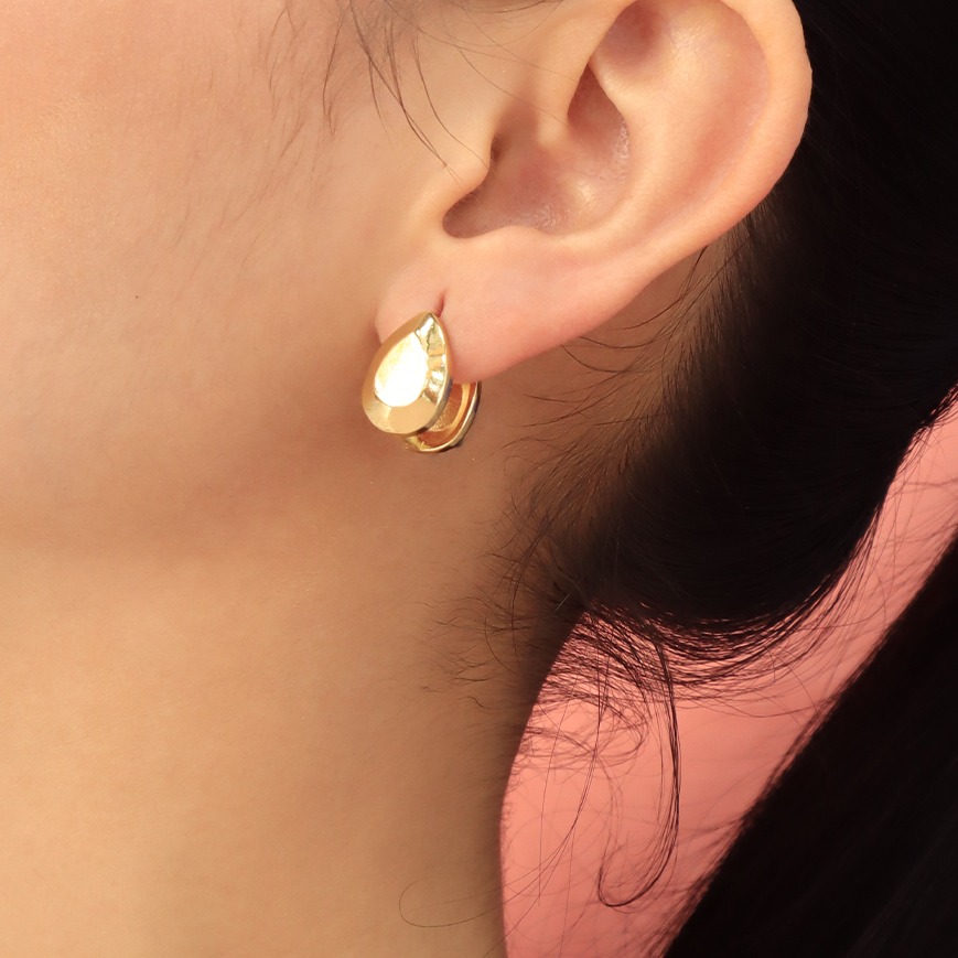 Aretes huggies 1719 dorado