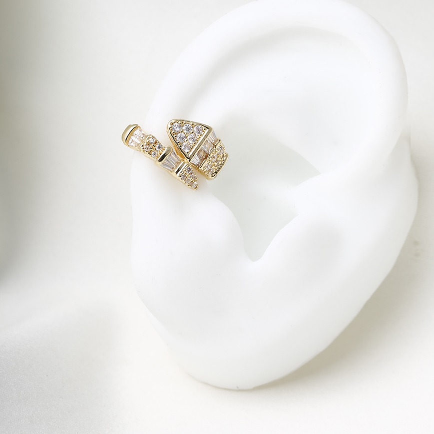 Ear cuff 1002