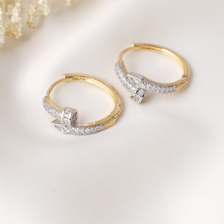Aretes huggies 1443