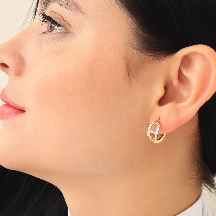 Aretes huggies 1456