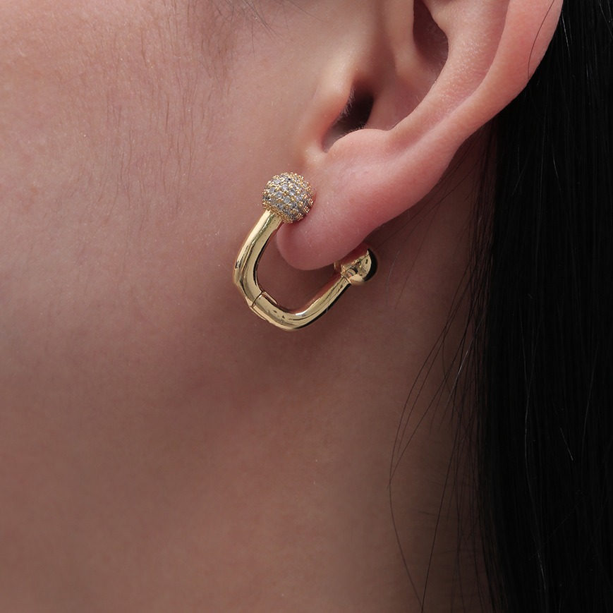 Aretes huggies 3032